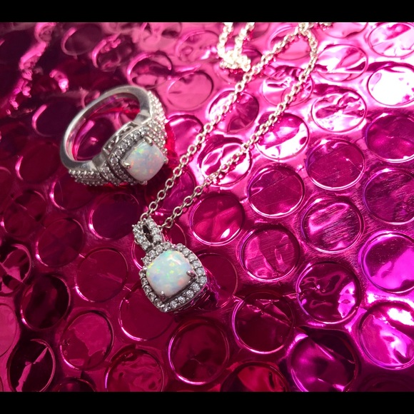 *REDUCED*Opal Necklace and Ring in sterling silver - Picture 2 of 2