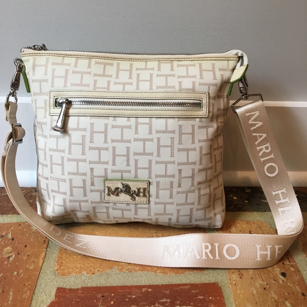 Mario Hernandez Messenger bag, Ivory color