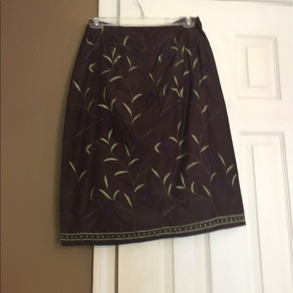 New York & Company- Brown Floral Skirt - Picture 2 of 3