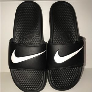 Nike slides