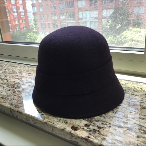 Banana Republic Wool Cloche Hat - Picture 4 of 6
