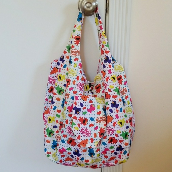 Foldable ELMO Tote Bag & Sandwich Box - Picture 2 of 5