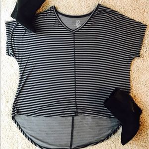 New York & Co loose fitted shirt