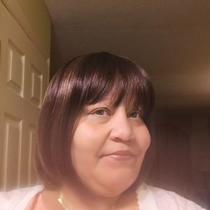 Meet your Posher, Angie