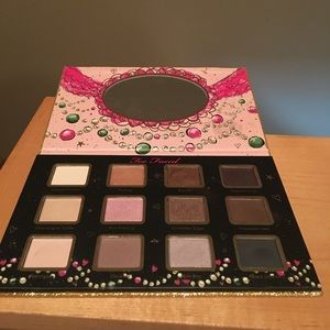Too face eyeshadow pallet