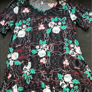 LuLaRoe Perfect tee, sz L BNWOT