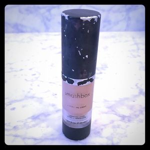 SMASHBOX Artificial Light Luminizing Lotion