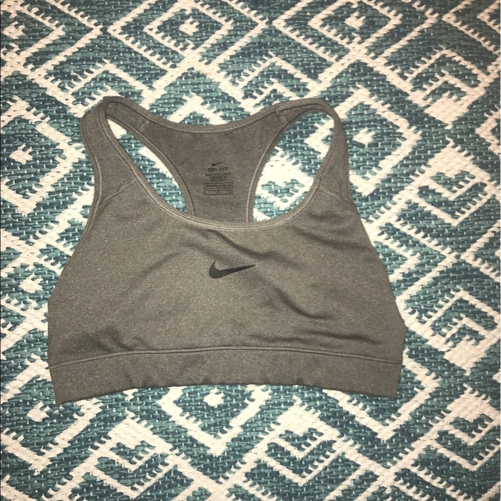 grey Nike sports bra
