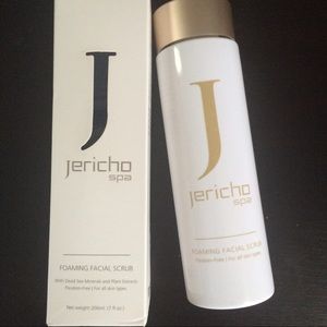 Jericho Dead Sea Foaming Facial Scrub