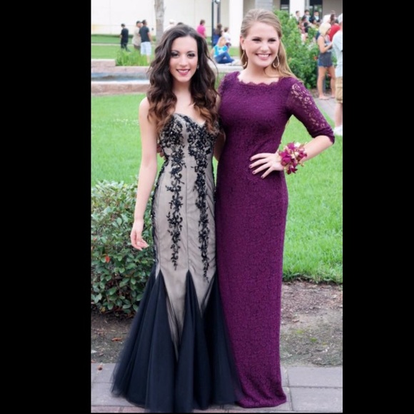 Prom dress - Picture 2 of 3