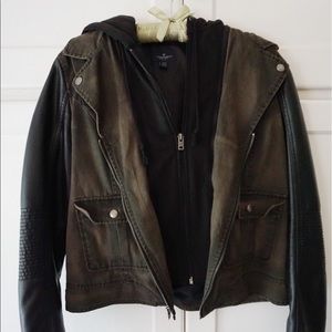 ✨American Eagle Layered Utility Jacket✨