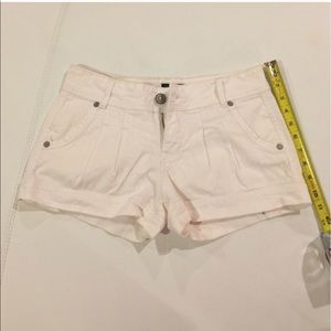 Polo pleated white shorts