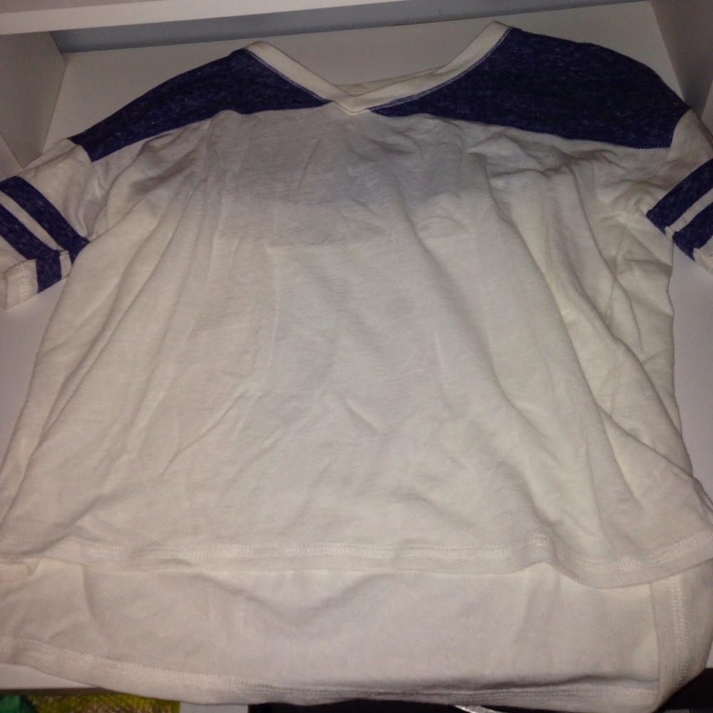 Old Navy sporty girls tee shirt