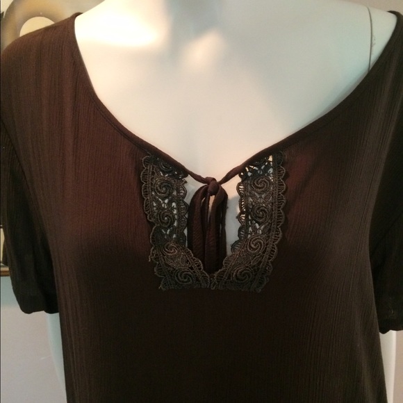 California Krush short sleeve rayon Dk olive top - Picture 2 of 4