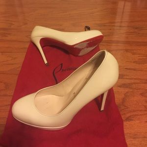Christian Louboutin size 5.5 4in heel