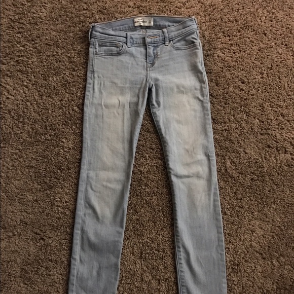 Girls abercrombie jeans - Picture 1 of 2