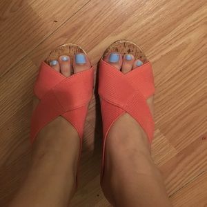 Peach/Coral wedges
