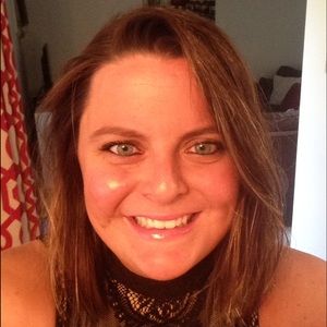 Meet your Posher, Marissa