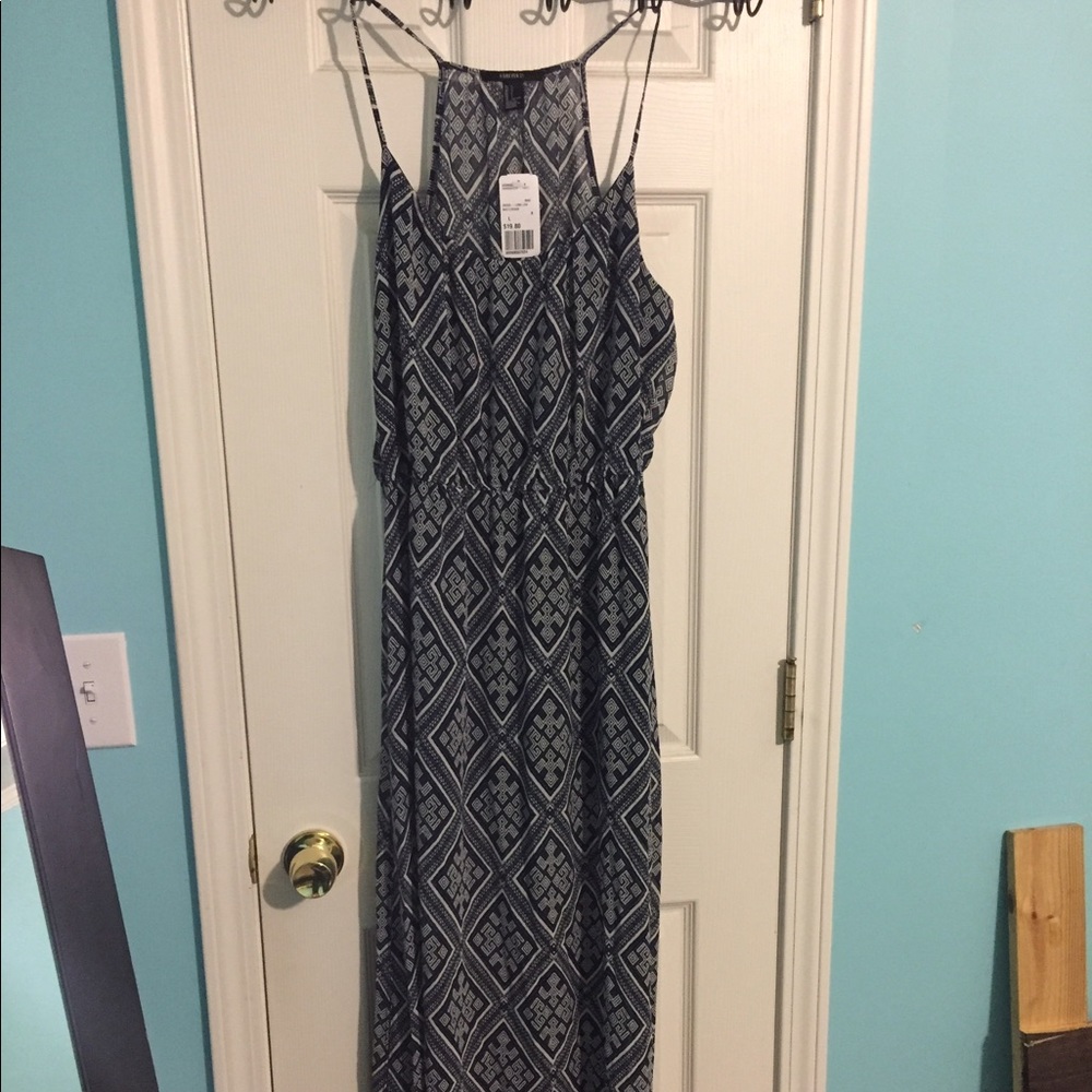 Forever 21 Maxi dress sheer overlay with slits