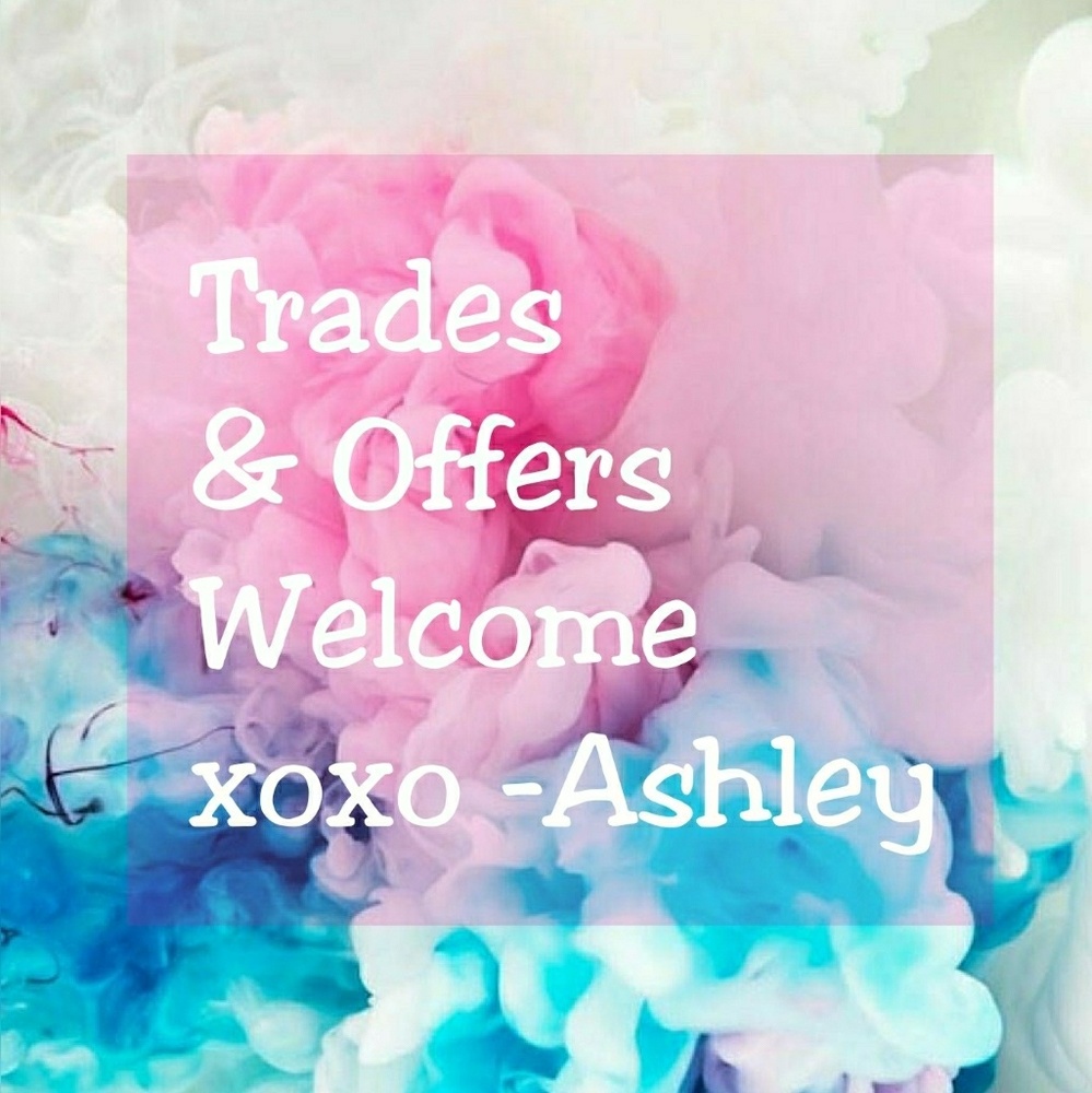 💗Trades and offers considered xoxo Happy Poshing!