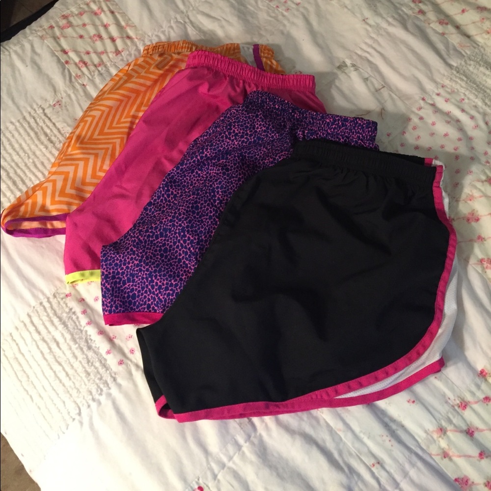 Set of cute running shorts.🏃🏽‍♀️