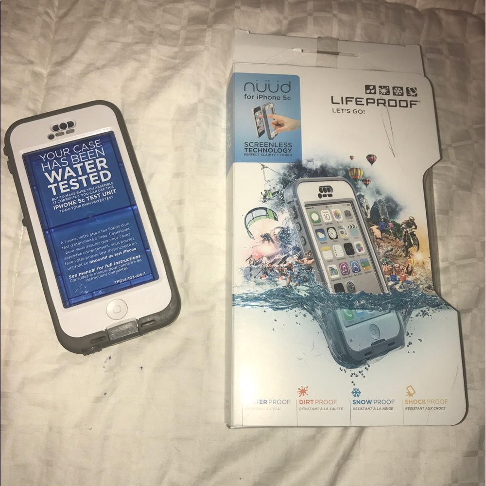 Lifeproof nude case