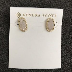 Kendra Scott earrings NWOT