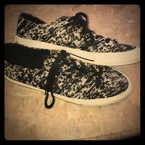 Authentic Chuck Taylor Converse