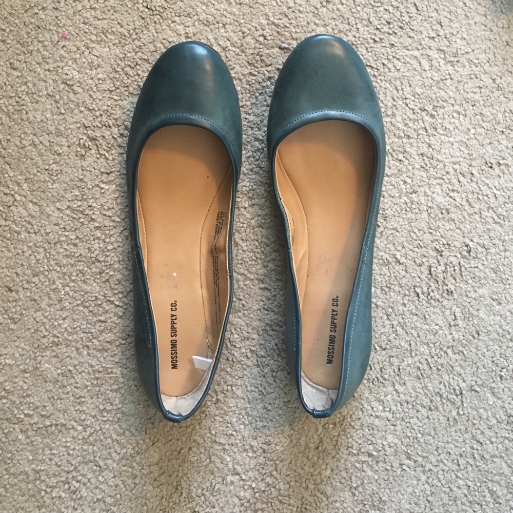 Blue-Gray Mossimo flats. Barely worn.