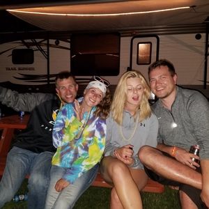 Meet your Posher, Thomas