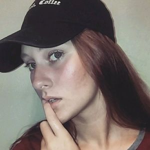 Meet your Posher, Joni