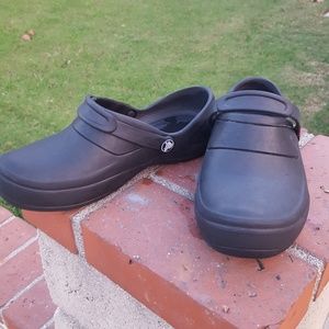 Black Crocs