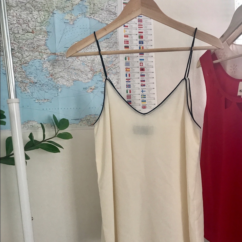 BLAQUE LABEL • white blouse with black trim detail