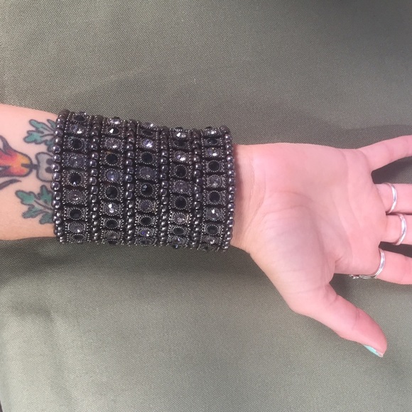 Swarovski crystal elastic cuff - Picture 4 of 4