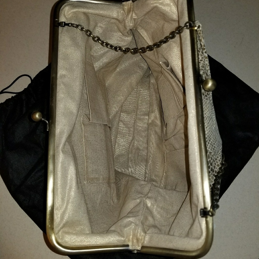 Purse/clutch