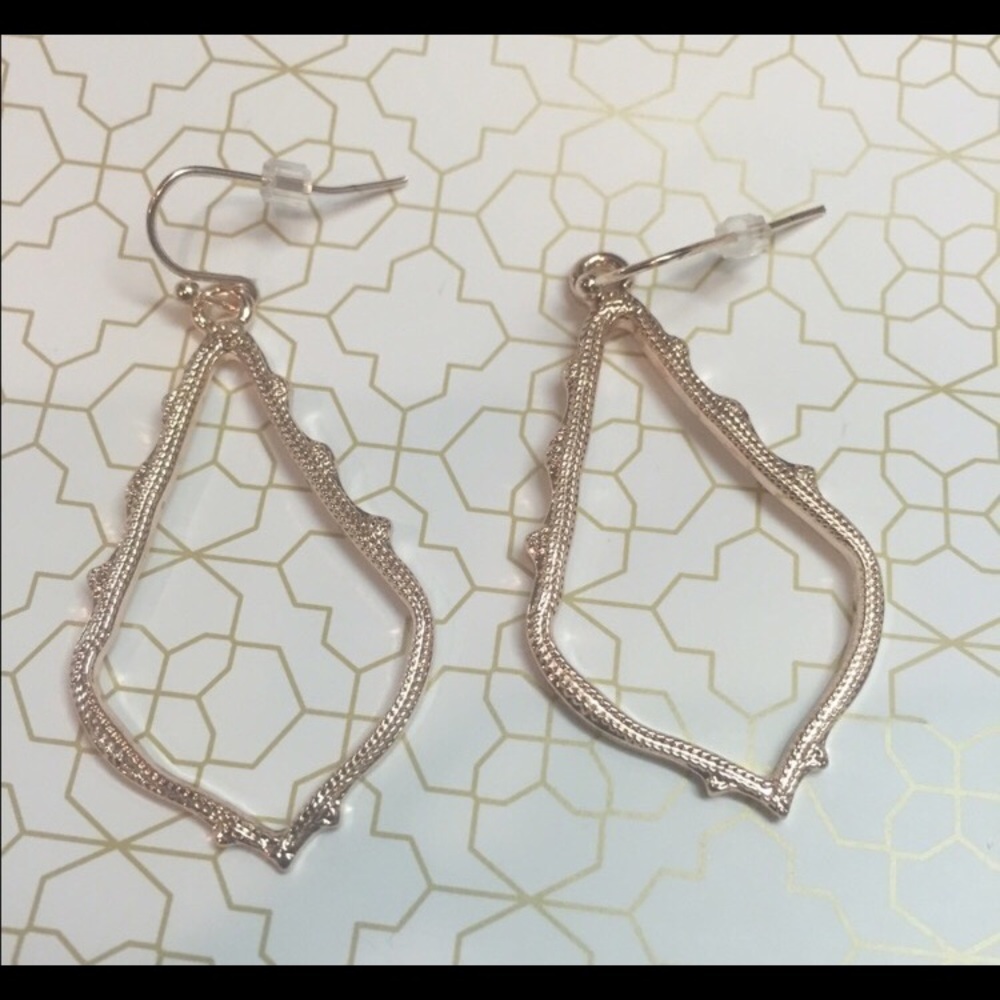 Gold earrings