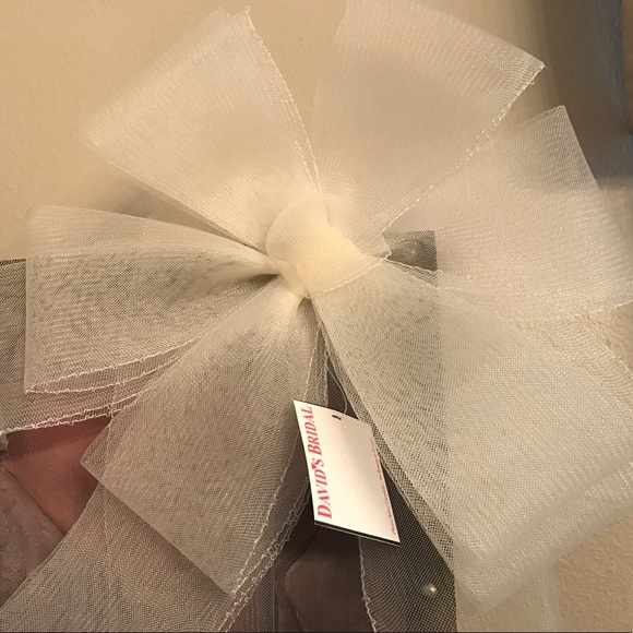 ?Wedding Dress Bow/SashNew Boxed never used w/tag main image 3