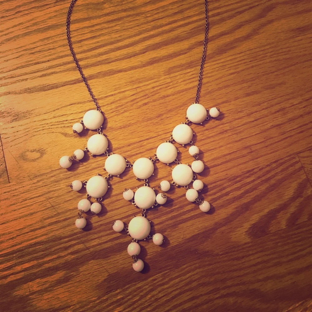 Statement necklace