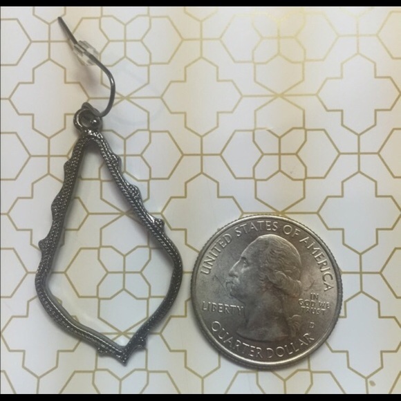 Gunmetal earrings - Picture 2 of 4