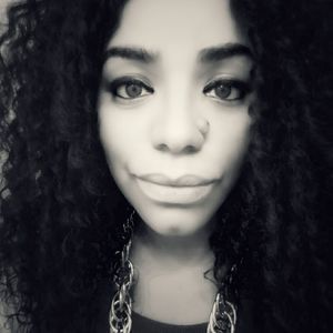 Meet your Posher, Ayanna