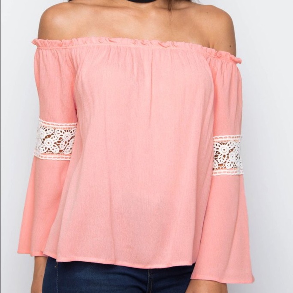 OFF THE SHOULDER TOP - BLUSH
