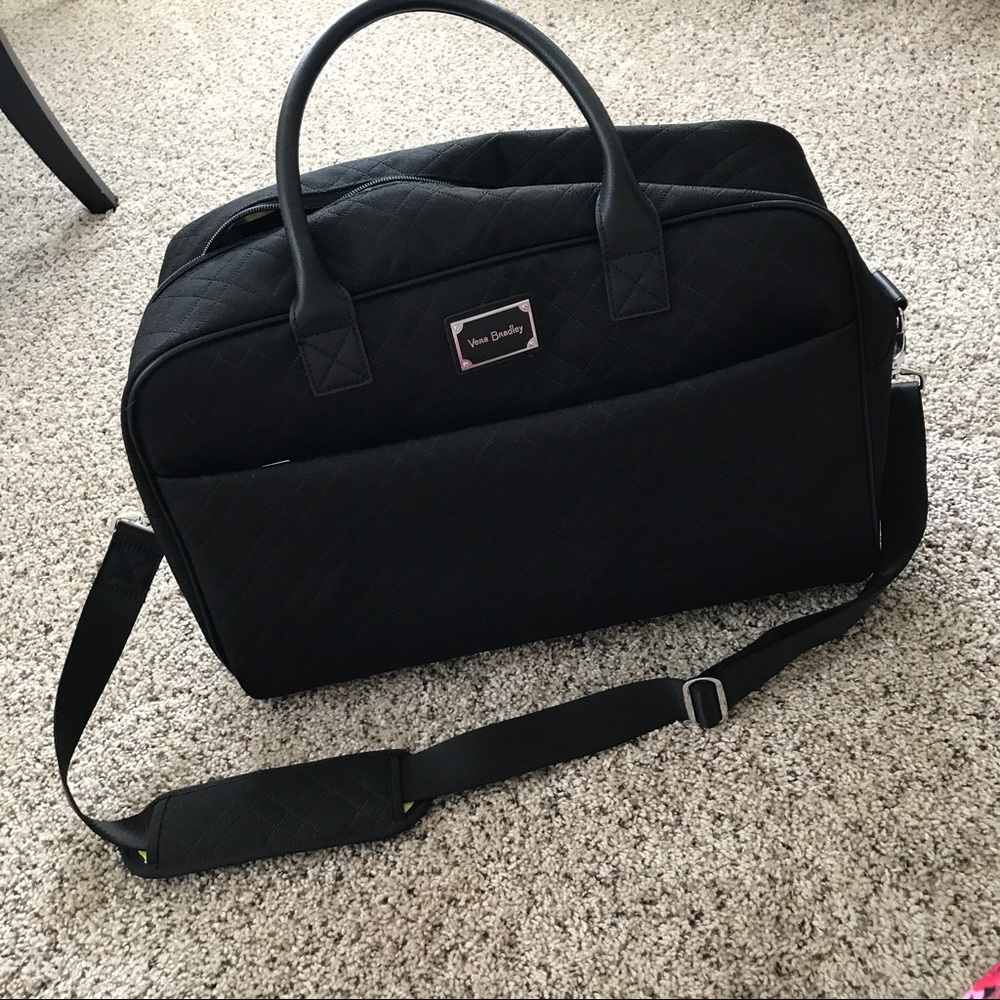 Vera Bradley jet set go weekender