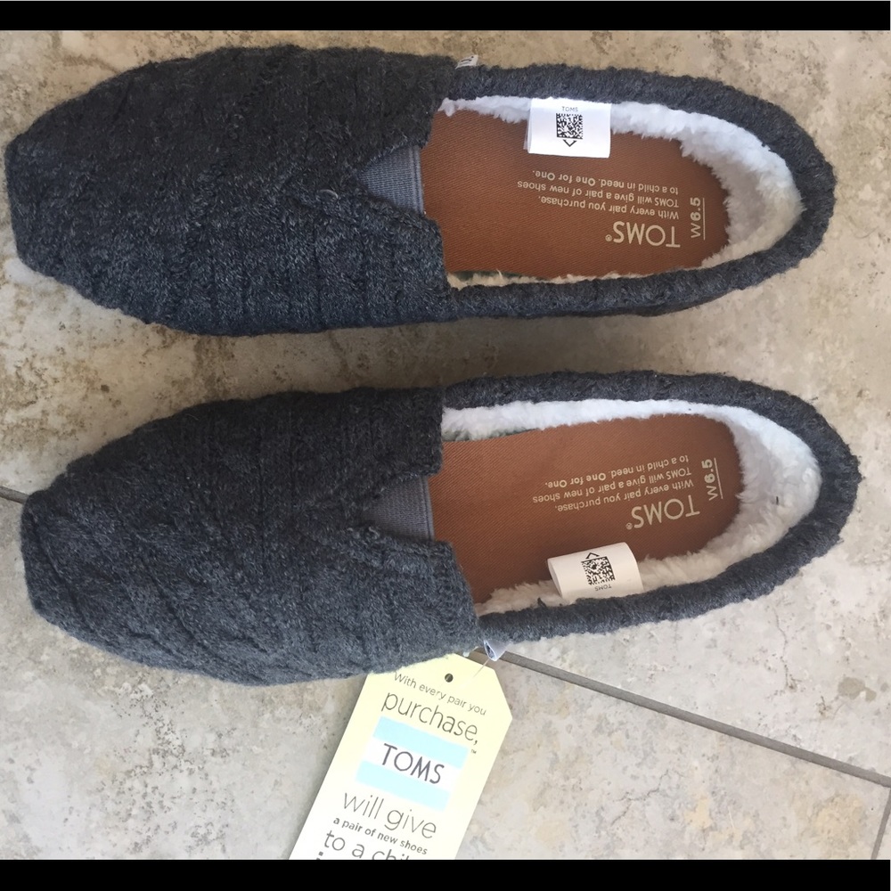 TOMS Shoes- Shearling Classics - Women size 6.5