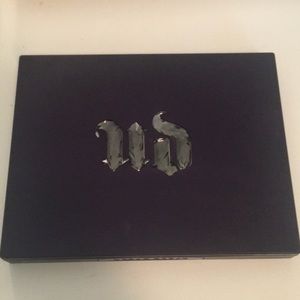 UD Vice eyeshadow palette