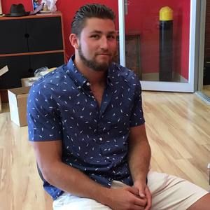 Meet your Posher, Aaron