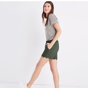 Madewell Scalloped Shorts in BLACK