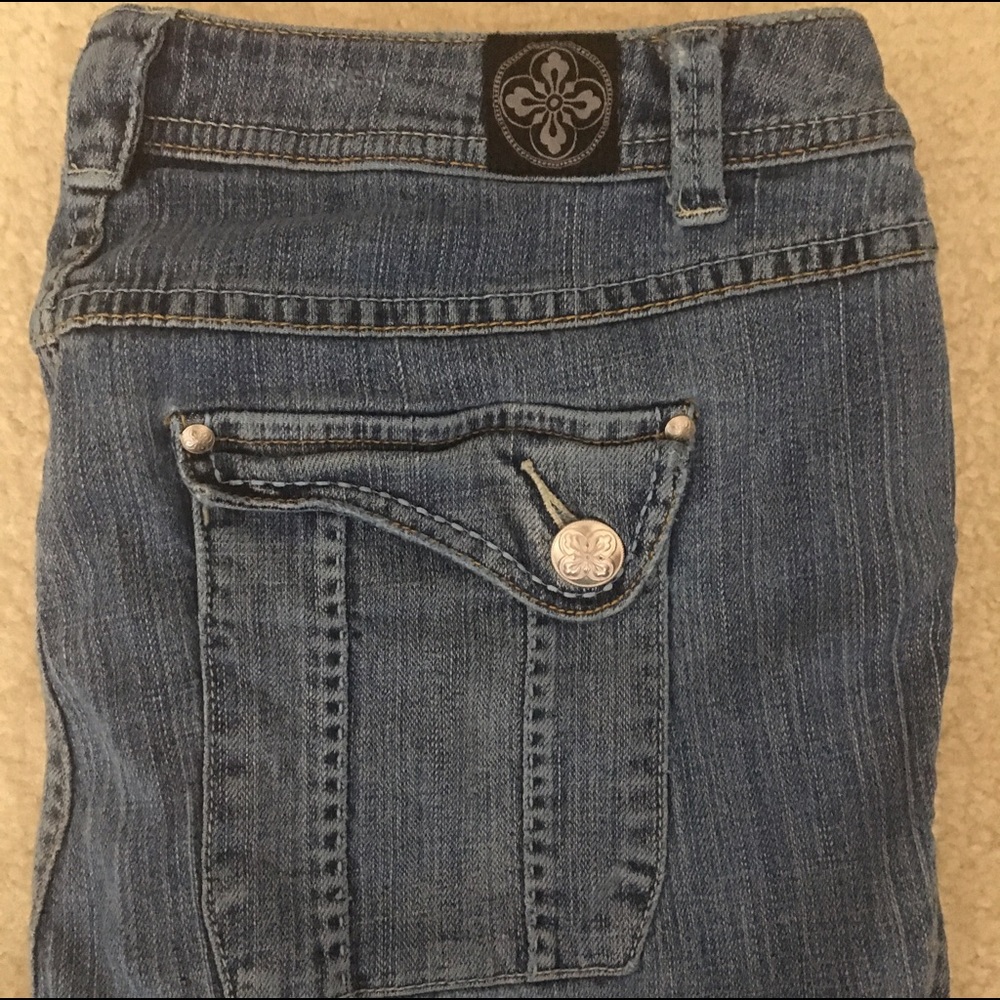 ⚡️Lane Bryant Sz14 distressed denim jeans.