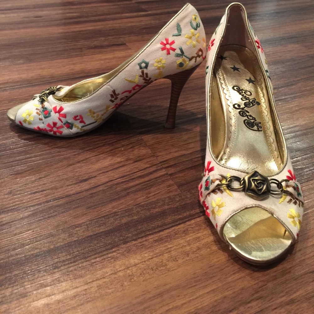 Naughty monkey boutique heels
