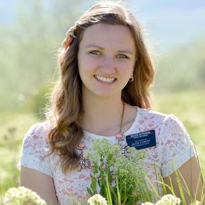 Meet your Posher, Cami