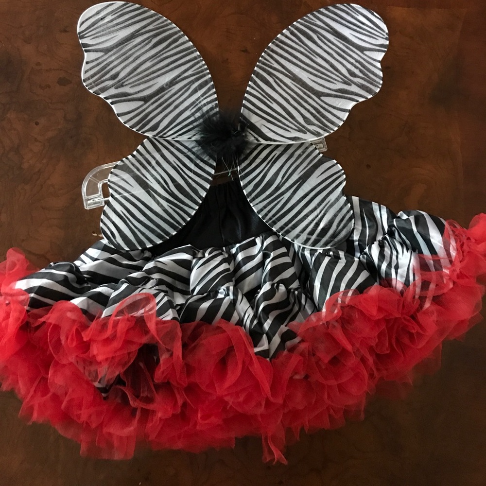 Girl 9M Butterfly outfit